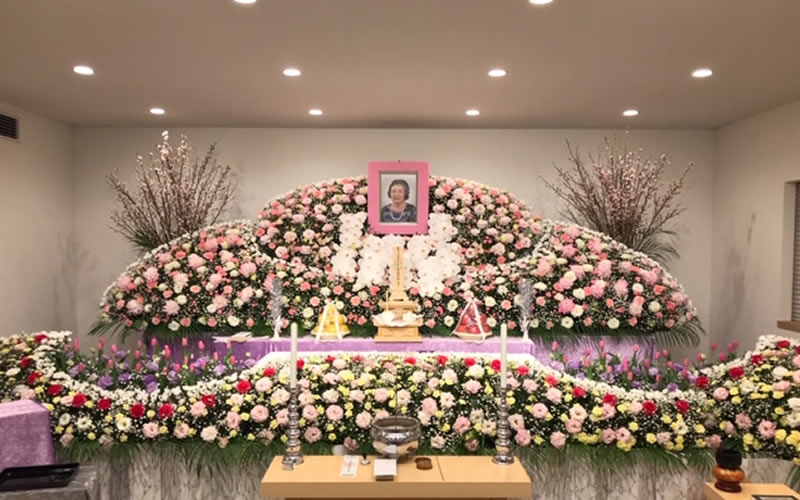 梅薫閣(葬儀)